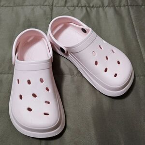 Lught Pink Slide On Clogs Croc